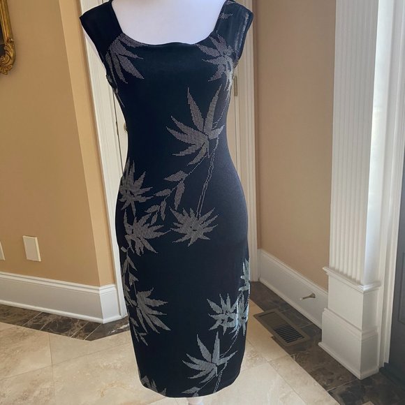 NWOT- Women's All That Jazz Sleeveless Dress Size  S. - Picture 2 of 5